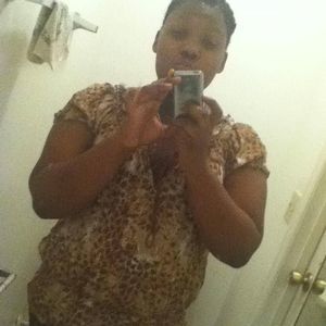 Meet your Posher, Nicole